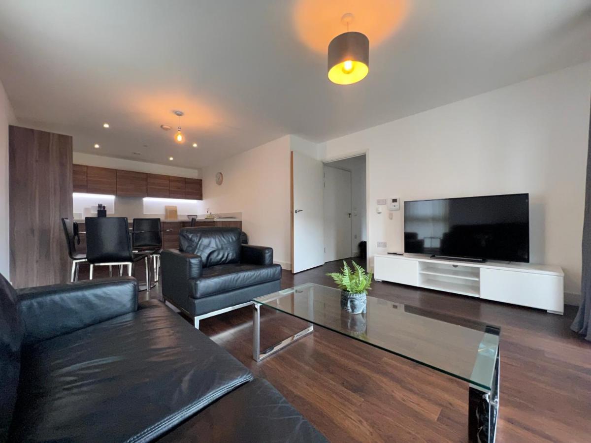 Modern 2Br 2Ba Apt Wparking Sleeps 6 Comfortably ロンドン エクステリア 写真